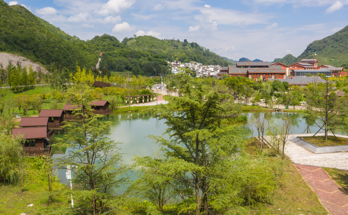 环境幽美的落别温泉