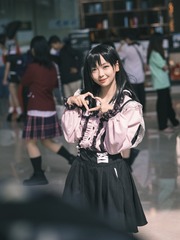 001