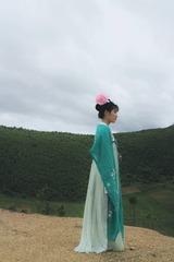 708016