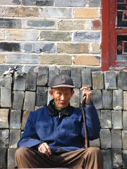 古村 老人