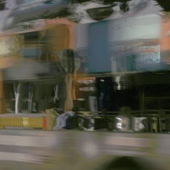 1038572