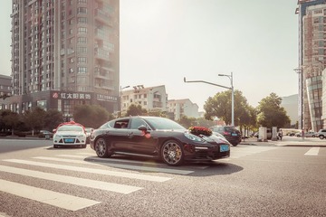 MR9_8748