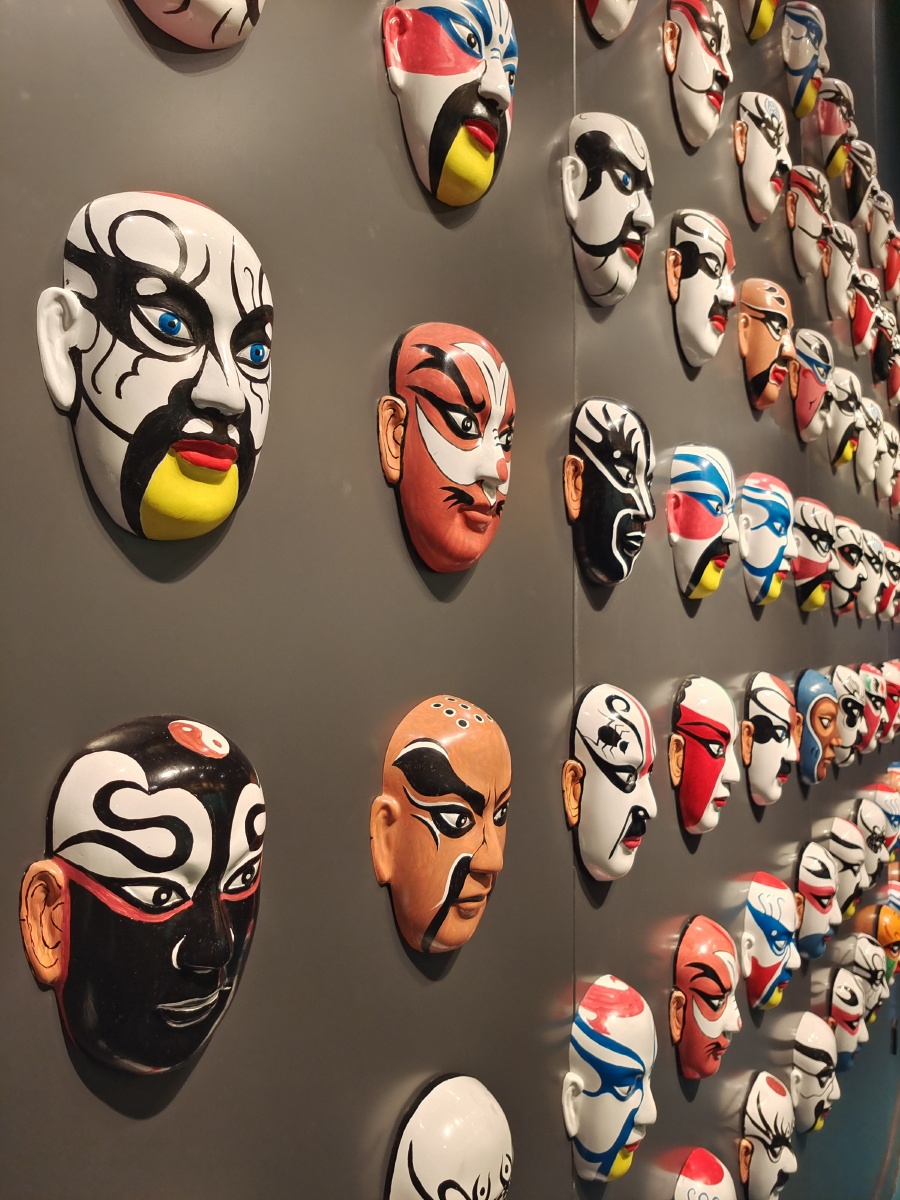 邕剧脸谱非物质文化遗产之一