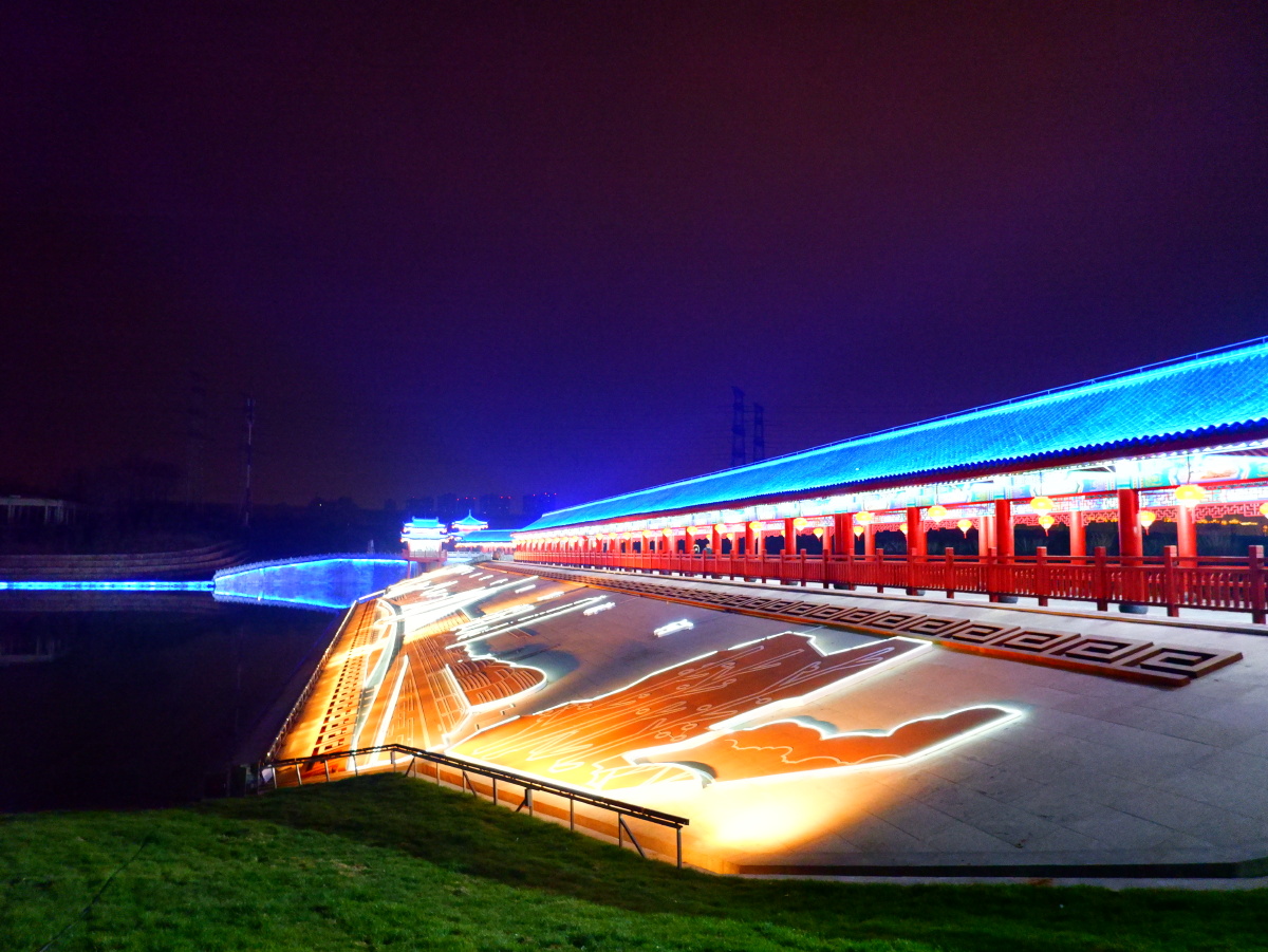 郑州蝶湖夜景