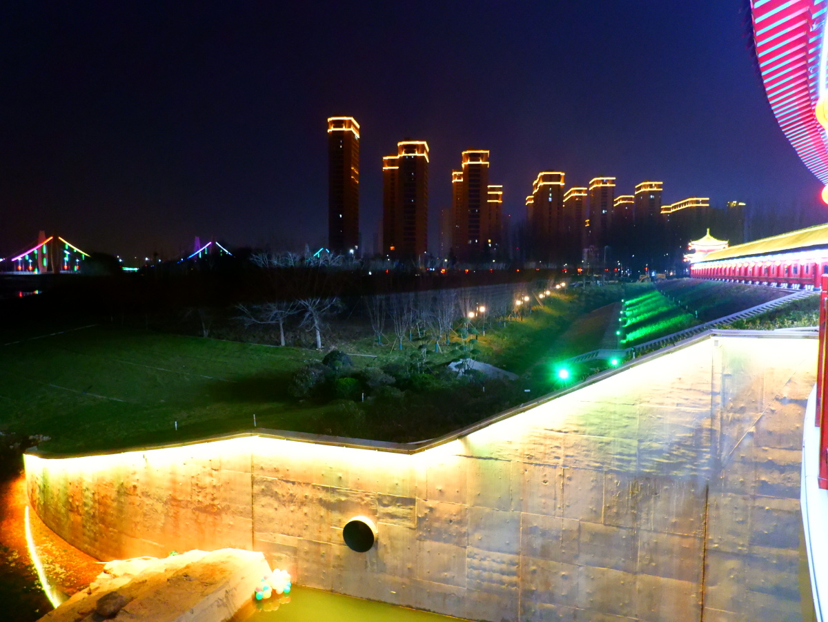 郑州蝶湖夜景