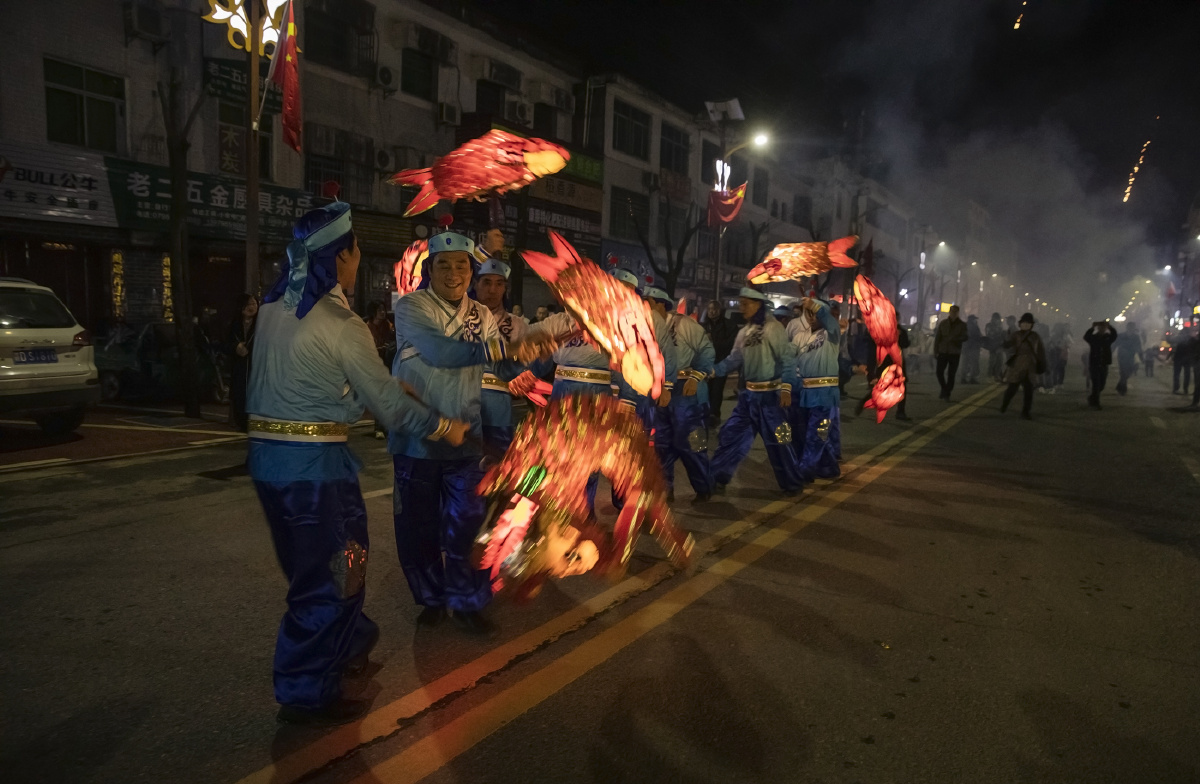 舞出精彩国家级非物质文化遗产吉安鲤鱼灯二