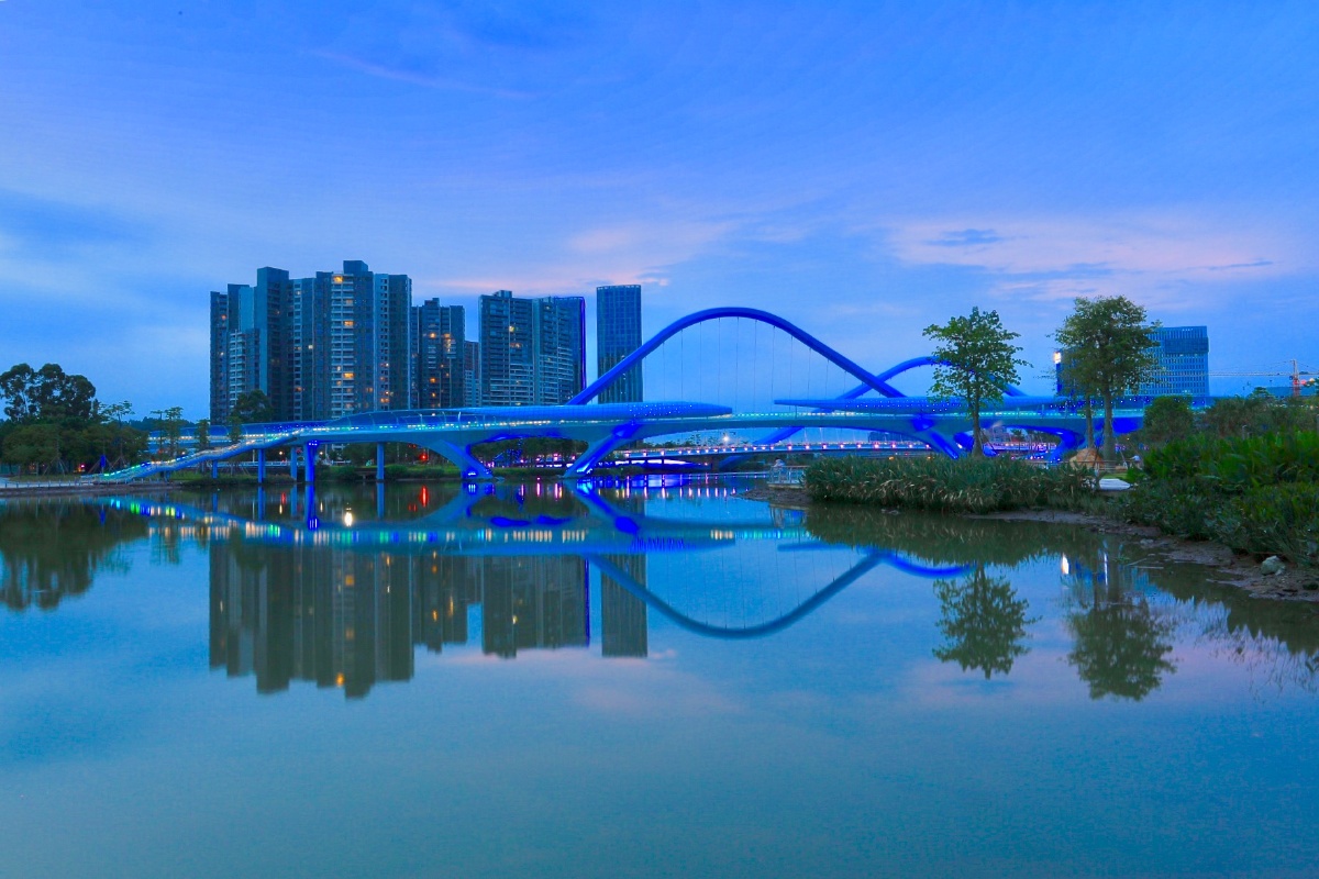 谁持彩练当空舞广州南沙自贸区蕉门河凤翔桥