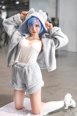 917626