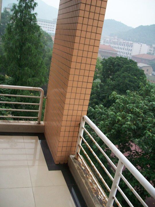 100_6566<br />
