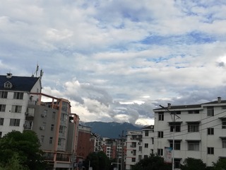 1920517