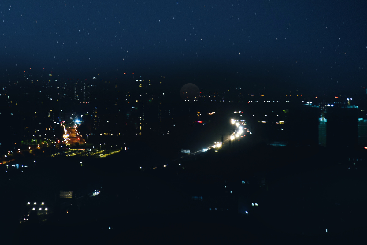 点点星光点点灯光