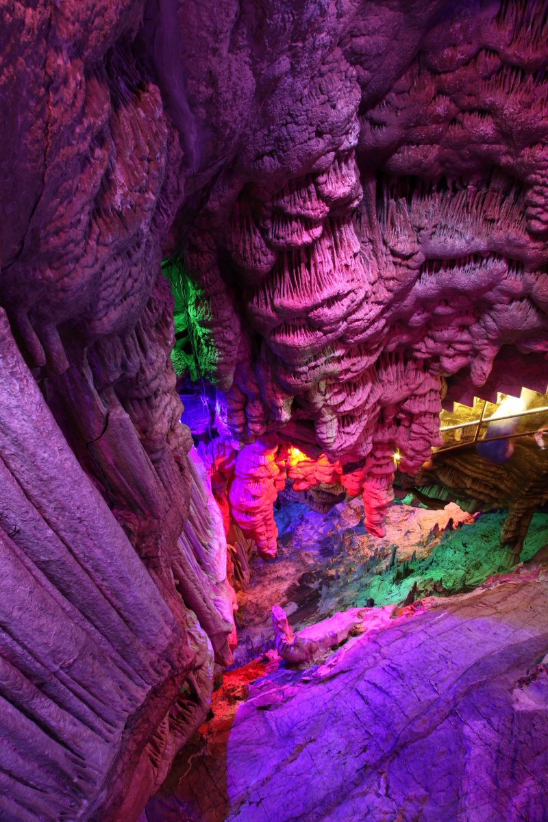 陕西商洛市柞水溶洞