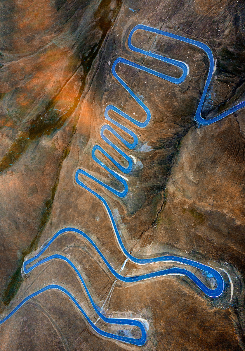 西藏日喀则定日珠峰108拐