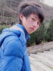 psuCAYY9U5A.jpg