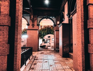 21E64E60-A1A5-4A0B-8182-C31B50EF9A0F/L0/001