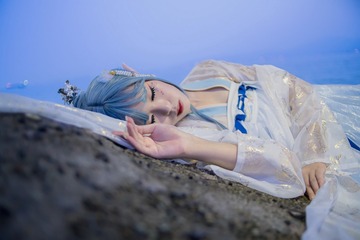 735118