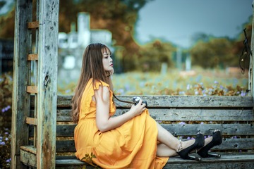 77282