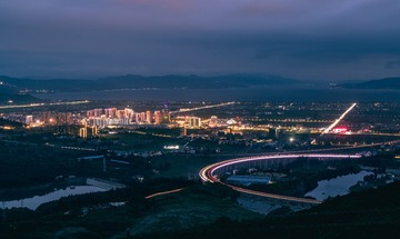 小城夜色