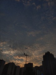 678763
