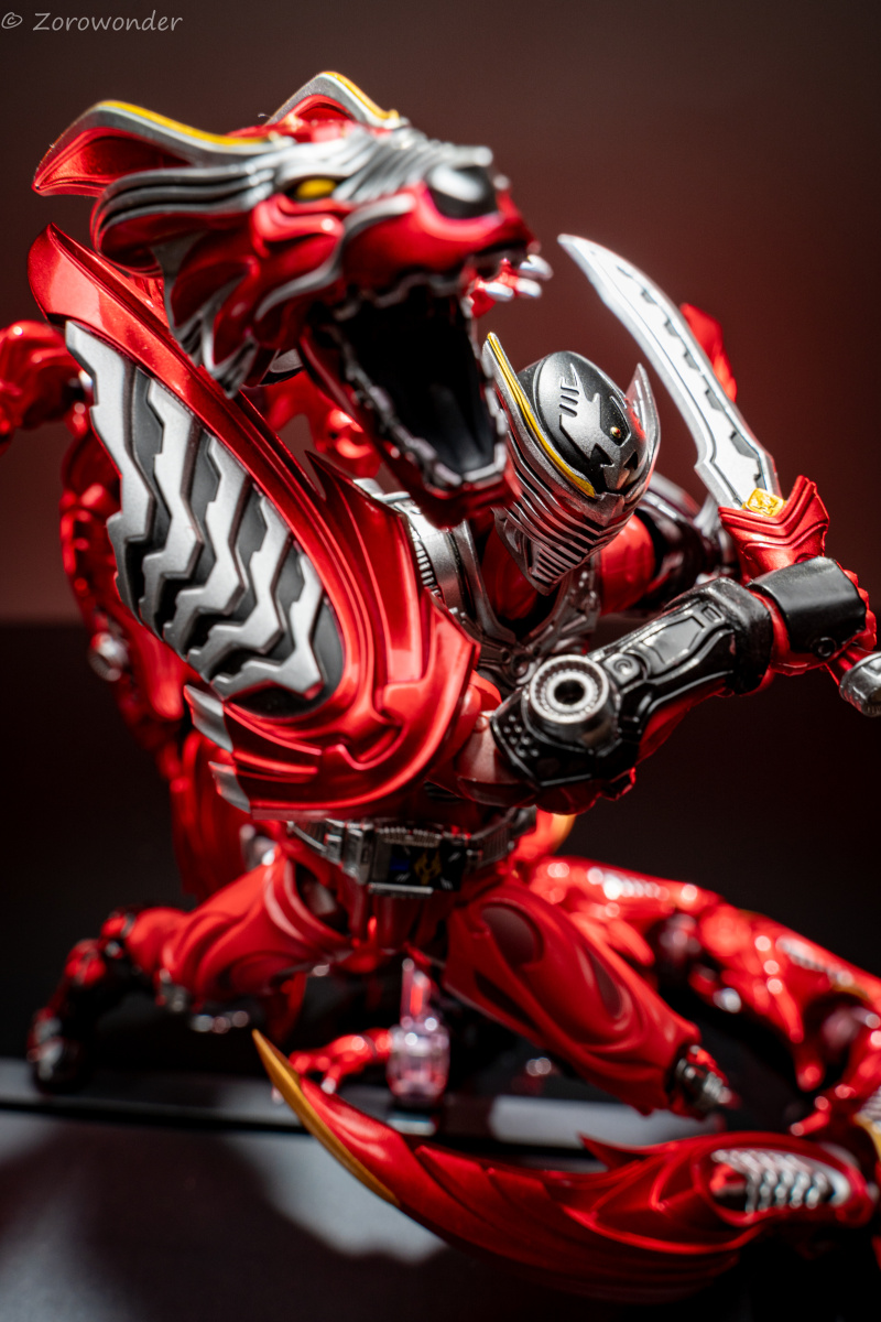 深夜摄胶sic竞技场龙骑上篇继续尝试不同布光方案带来的效果未完待续