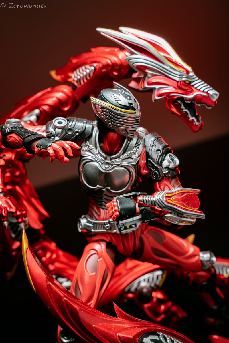 深夜摄胶sic竞技场龙骑上篇继续尝试不同布光方案带来的效果未完待续