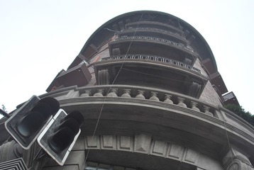 63648