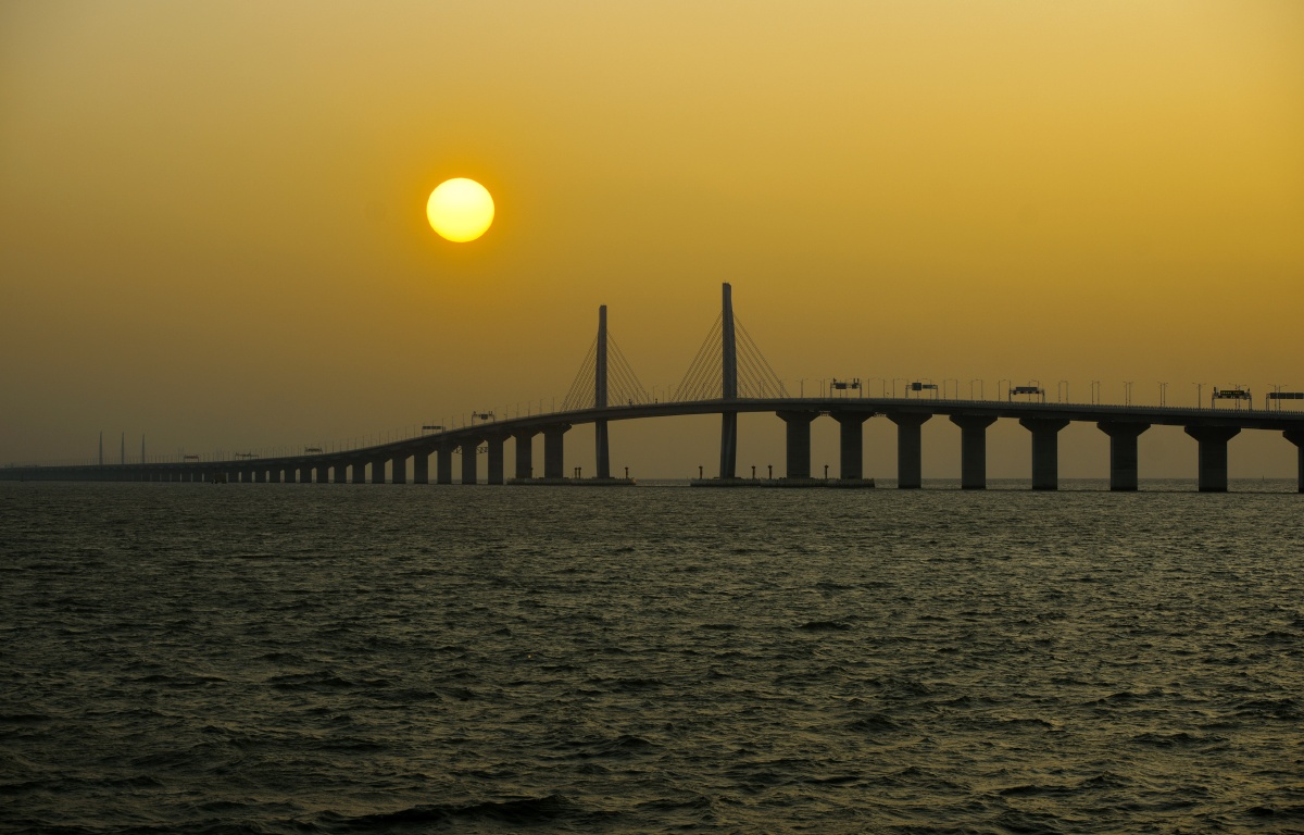 珠海美景港珠澳大桥日出