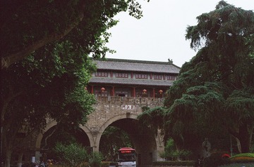 E698F533-F842-44F1-A194-F0E14B720836/L0/001