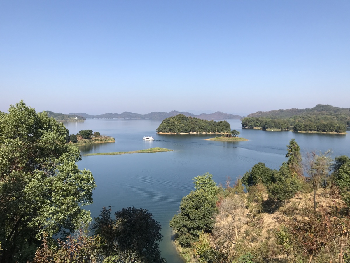 庐山西海金沙滩