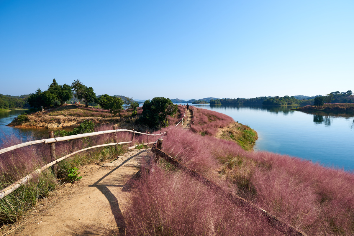 庐山西海金沙滩