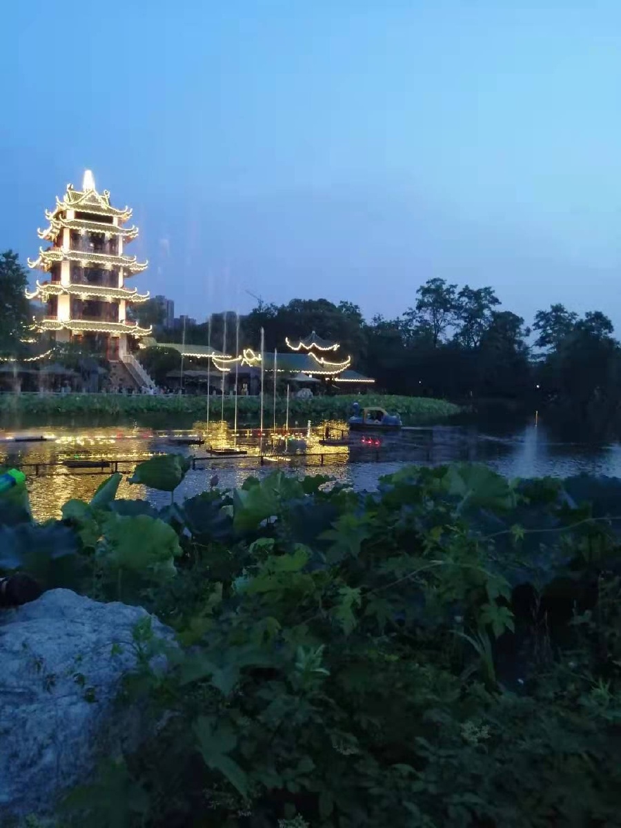 成都邛崃凤求凰公园网红打卡