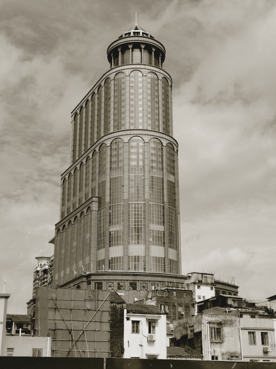 十三行 新中国大厦