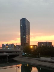 962213