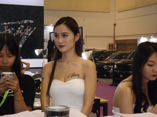3201