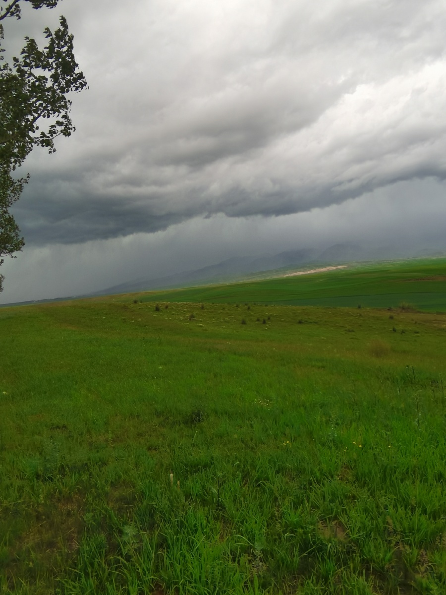 蓝天白云阴天都这么美