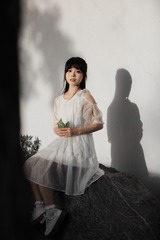 001
