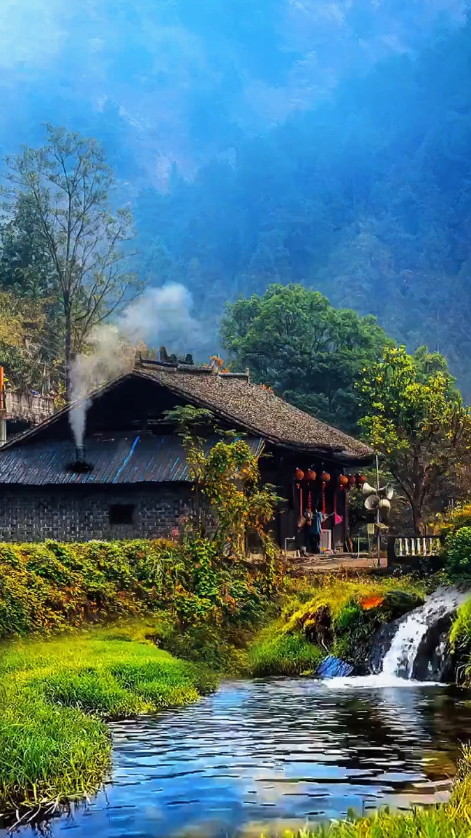 深山老宅惬意生活风景
