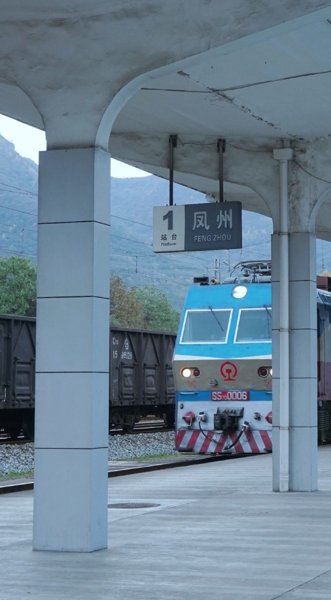 宝成铁路 | 秦岭里的慢火车 - 易子同学 - 图虫