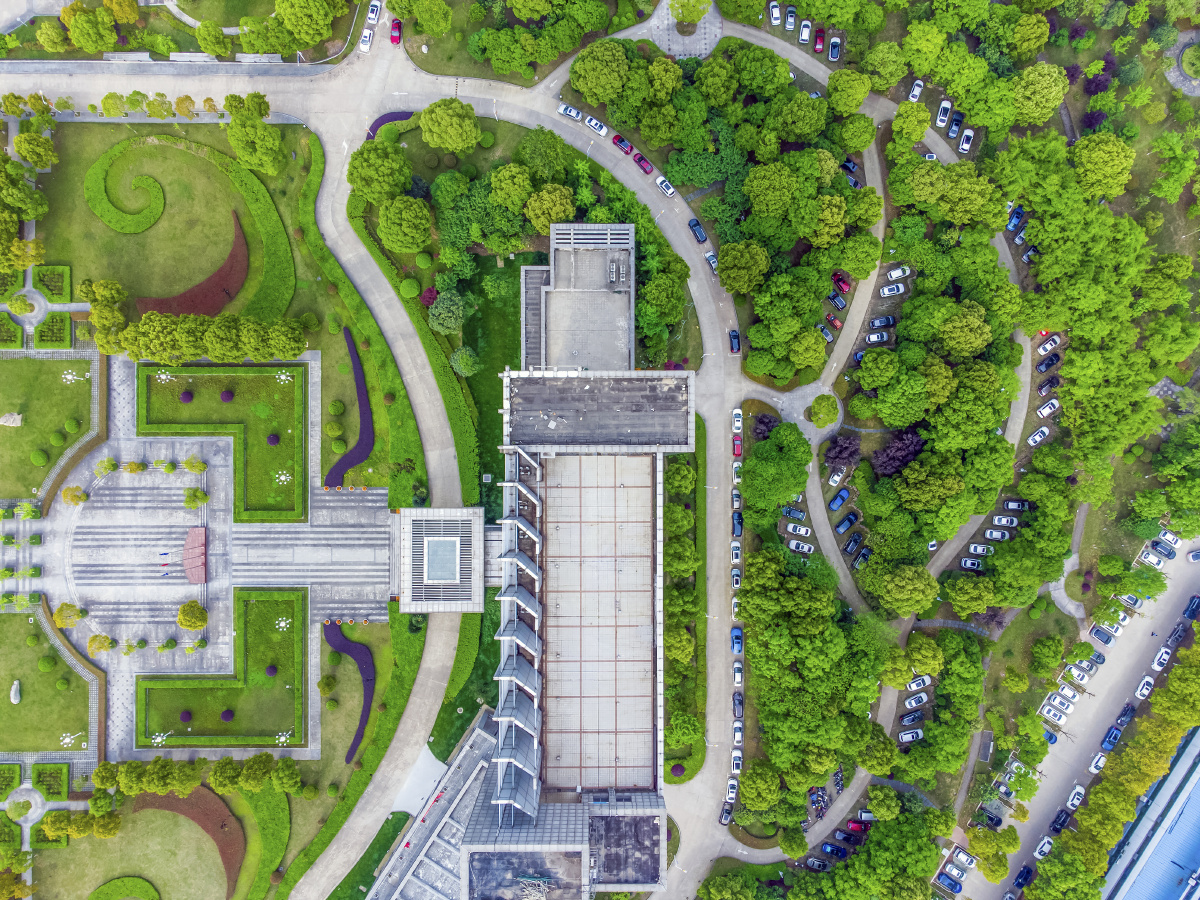 现代化绿色工业园区