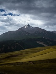 1688565