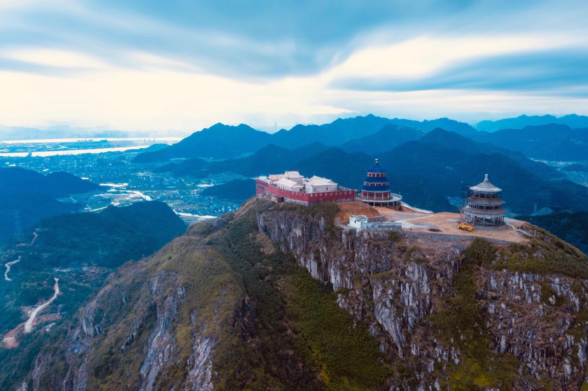 茗山之巅