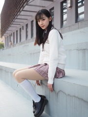 001