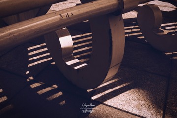 001
