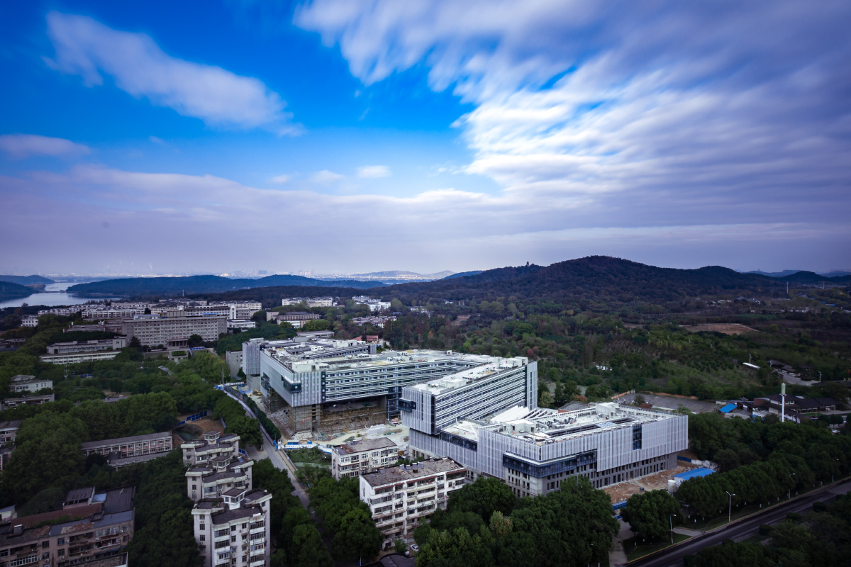 武汉光电国家研究中心新大楼