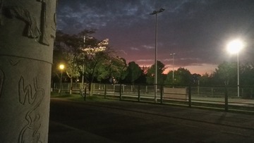 498460