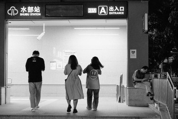 5C930591-3A48-4205-AB04-2D7D56043D7F/L0/001