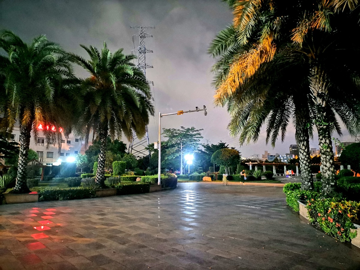 现在是晚上10点半实拍