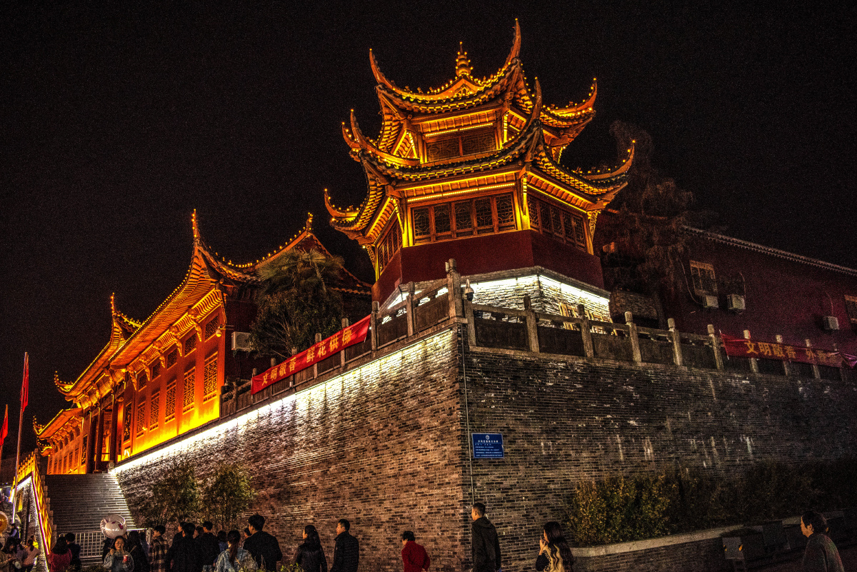 中国著名商业街淮河路步行街夜景