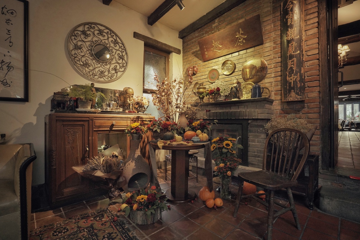 美式复古建筑果园西餐厅