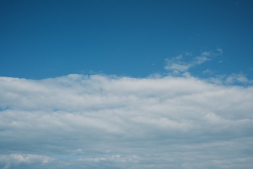 1000058573
